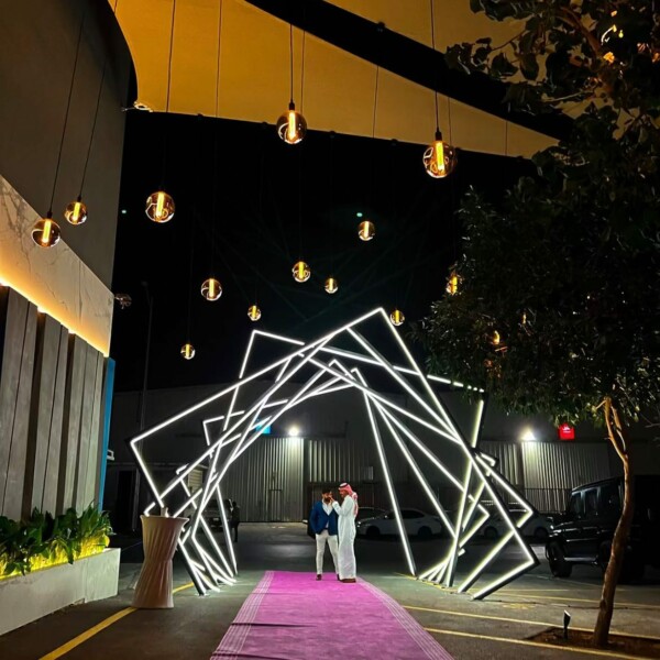 17926021967150402-m-90-600